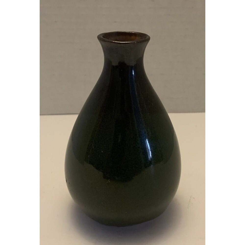 Small green Pottery Oil Diffuser Vase